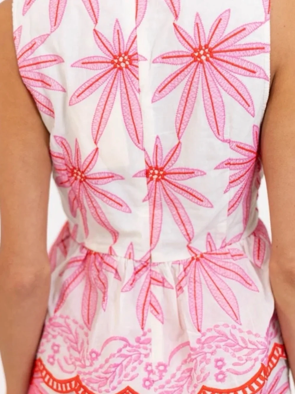 Entro Scalloped Palm Beach Set